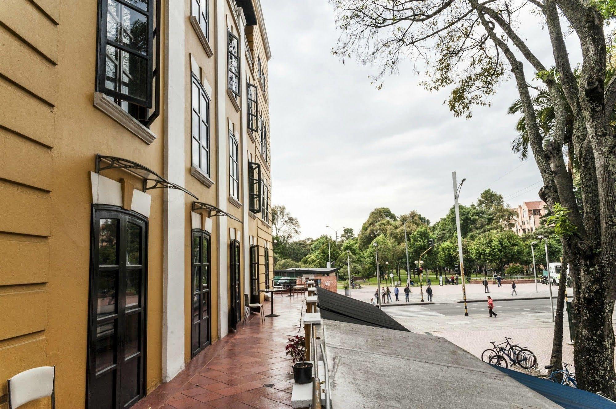 Hotel Virrey Park Bogota Exterior photo